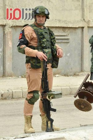 Российские военные, боевики с М-16 и флаги РФ и САР — репортаж из Хомса (ФОТО, ВИДЕО)