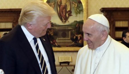 И лишил суверенитета Ватикан:  Трамп «забрал» Корсику у Франции и отдал Италии