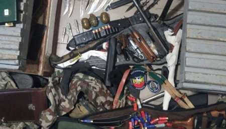 В Харькове задержали пограничников с арсеналом оружия