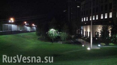 ВАЖНО: На территории посольства США в Киеве прогремел взрыв (+ВИДЕО, ФОТО)