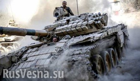 Яркие кадры боев: Армия Сирии и ВКС России прорывают оборону ИГИЛ на пути к Дейр эз-Зору (ВИДЕО, КАРТА)