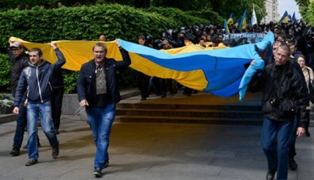 Американские СМИ: националисты стали реальной угрозой для «демократичного киевского режима»
