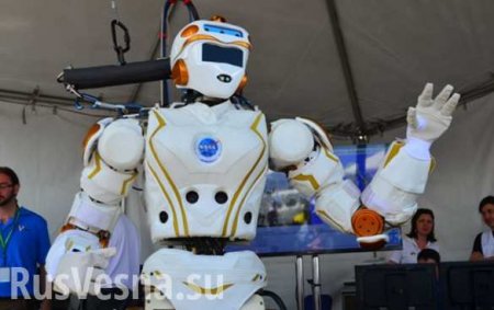 США показали робота-гуманоида для освоения Марса (ВИДЕО)