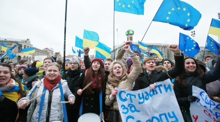 Одержимая революцией: как Украина 100 лет доказывает свою независимость (ФОТО)