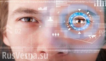 Российские ученые проводят операцию по имплантации киберсетчатки