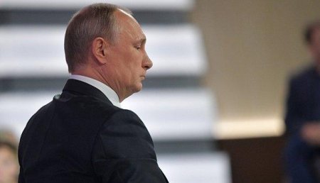 Путин подписал закон о создании реестра коррупционеров