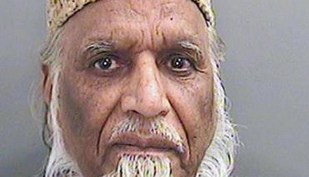 В Британии 81-летнего имама приговорили к 13 годам тюрьмы за педофилию