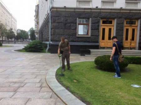 Перед прибытием Лукашенко в резиденции Порошенко ищут взрывчатку