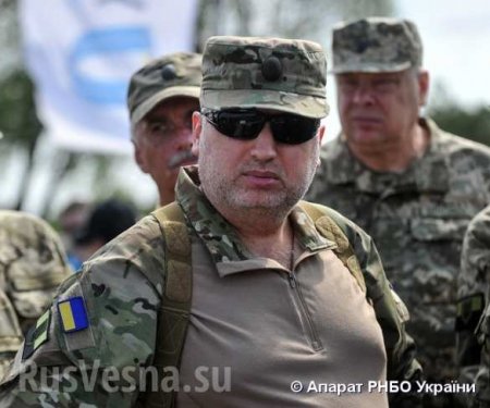 «Враги сдадутся без огня»: Турчинов показал «супероружие» (ФОТО)