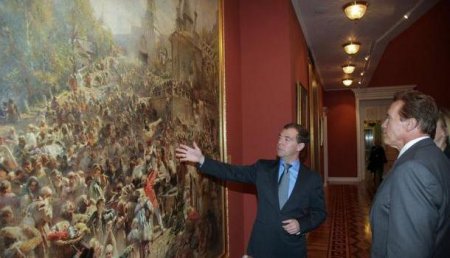 Дмитрий Медведев поздравил Шварценеггера с юбилеем
