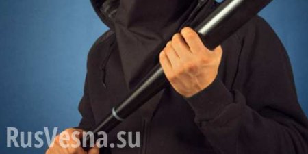 Полсотни подростков полчаса держали в заложниках пассажиров электрички под Киевом (+тематическое ВИДЕО)