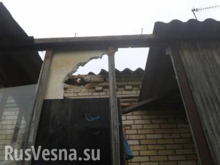 Обстрелами ВСУ в ДНР повреждены жилые дома и ЛЭП