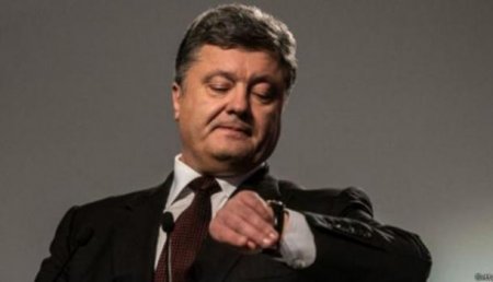 Названы представители власти, которые осенью объединятся против Порошенко