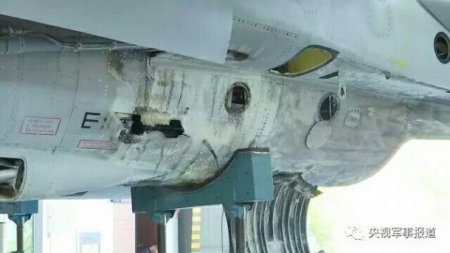 Авария китайского палубного истребителя J-15