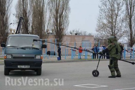Агенты ФБР проинспектировали спецназ и сапёров МВД Украины (ФОТО)