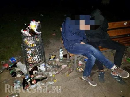 Горы бутылок и краденые тележки из супермаркета: как «посвящали в студенты» в Киеве (ФОТО)
