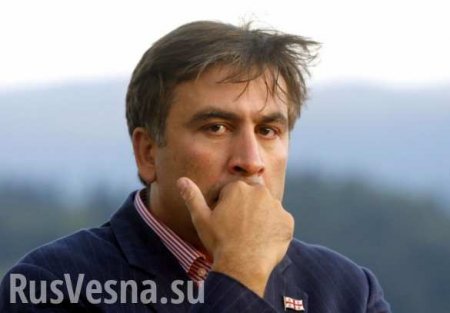 СРОЧНО: Саакашвили по громкой связи попросили покинуть поезд (ВИДЕО)