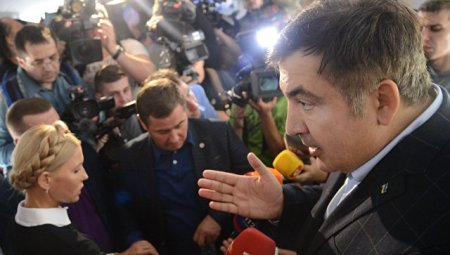 Аваков нелепо оправдывается за вчерашний прорыв границы Саакашвили
