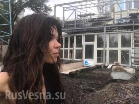Знаки: Молния ударила в дом украинской певицы, обещавшей сжечь себя на Майдане (ФОТО)