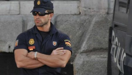 Полиция Каталонии отказалась переподчиниться центральному правительству Испании