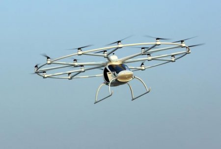 В Дубае испытали первое в мире летающее беспилотное такси