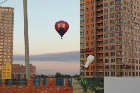 Сталин летит! — жители Калуги запустили воздушный шар с портретом «отца народов» (ФОТО)