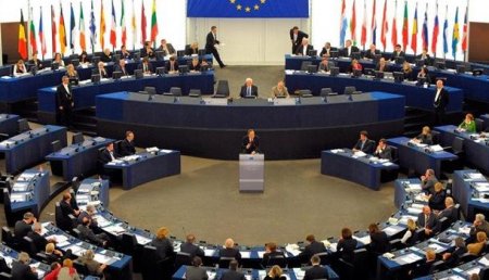 И что теперь с этим делать?: Европарламент проведёт дебаты по поводу референдума в Каталонии
