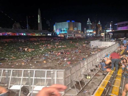 В Сети появились жуткие снимки поля с жертвами стрельбы в Лас-Вегасе (ФОТО 18+)
