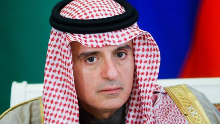Тектонический сдвиг на Ближнем Востоке: о чем говорит визит короля Саудовской Аравии в Россию (ФОТО)