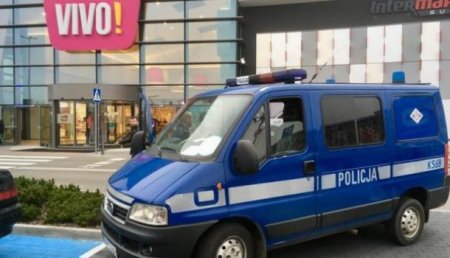 В Польше мужчина с ножом напал на посетителей супермаркета, один погибший