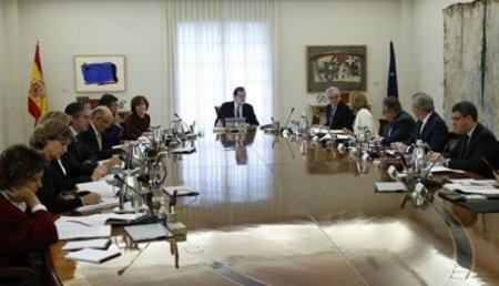 Мадрид одобрил применение статьи о приостановке автономии Каталонии