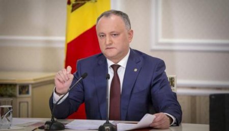 В Молдавии решили ограничить обязанности Додона из-за саботажа назначения главы Минобороны