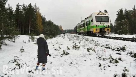 В Финляндии столкнулись поезд и БТР, есть жертвы