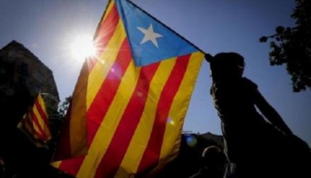 Испанский сенат приостановил автономию Каталонии