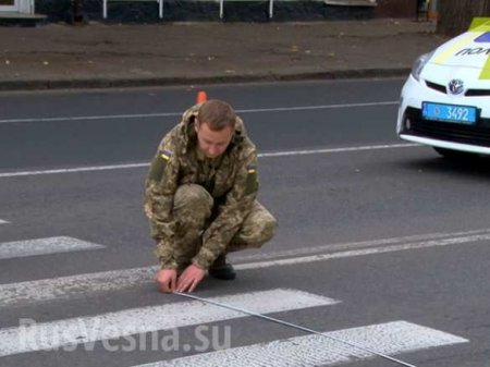 В Одессе автомобиль ВСУ сбил девушку (ФОТО)