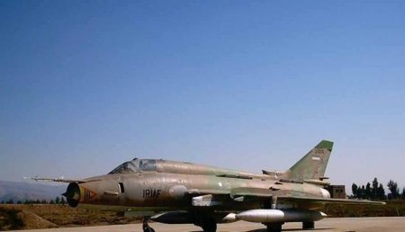 В Иране разбился военный самолет