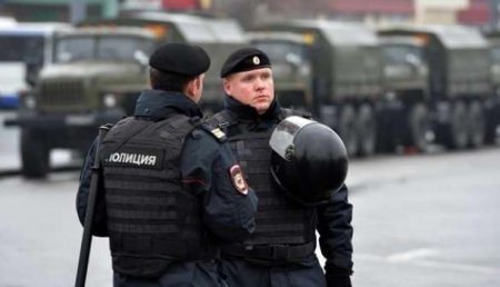 Опрос: 67% россиян доверяют сотрудникам полиции