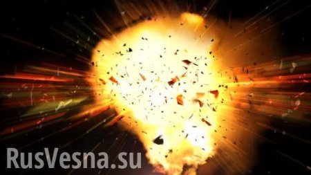 В центре Луганска взрывом ранены три женщины