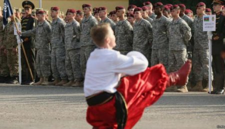 А как же боевой гопак?: В Днепропетровске «ветераны АТО» разучивают вальс (ВИДЕО)