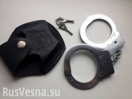 Хватит на всех: украинская полиция закупила наручников на 2 млн гривен