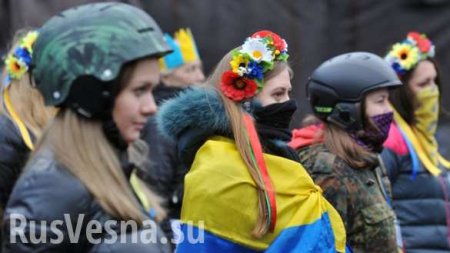 Власти Украины преуспевают в создании государства, непригодного для жизни, — политолог
