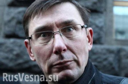 Саакашвили под Радой требует отставки Луценко и Грицака