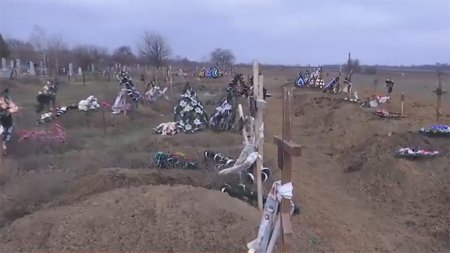 Всем по участку: В Запорожье бойцам ВСУ выделили землю на кладбище