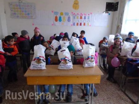 Свободный от банд райский уголок Сирии: слёзы, дети и «обнимашки» с российскими военными (ФОТО)