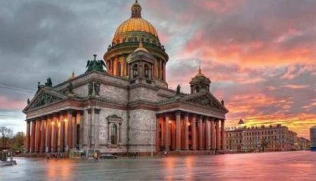 В Петербурге пьяный «экзорцист» повредил Исакиевский собор и принял полицейских за бесов