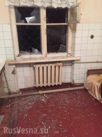 В Горловке ранена женщина, разбито 11 домов: итоги ночи в ДНР (+ВИДЕО, ФОТО)
