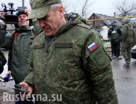 Германия и Франция требуют вернуть российских офицеров в Донбасс