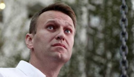 Нам уже страшно: Сторонники Навального официально выдвинули его в президенты