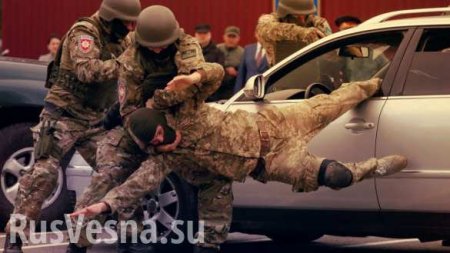 Спецназ проводит масштабную операцию в Киеве (ФОТО)