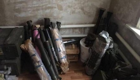 В Луганской области у пожилой женщины изъяли арсенал боеприпасов
